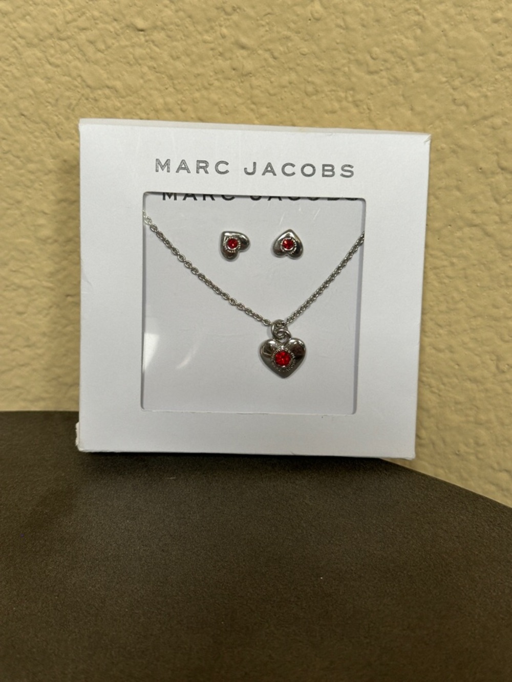 NEW Marc Jacobs Silver Heart Necklace & Earring Set with Red Stones